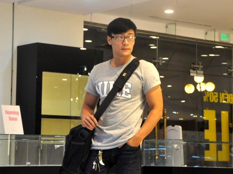 Dương Bá Phong – Chàng trai 9x khởi nghiệp từ gánh kem vỉa hè