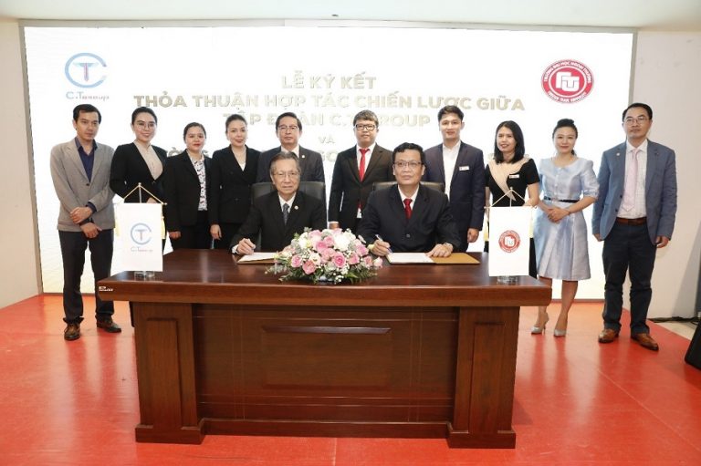 Tăng cường hợp tác toàn diện giữa nhà trường và doanh nghiệp Cơ sở II trường Đại học Ngoại thương ký thỏa thuận hợp tác với Tập đoàn C.T Group
